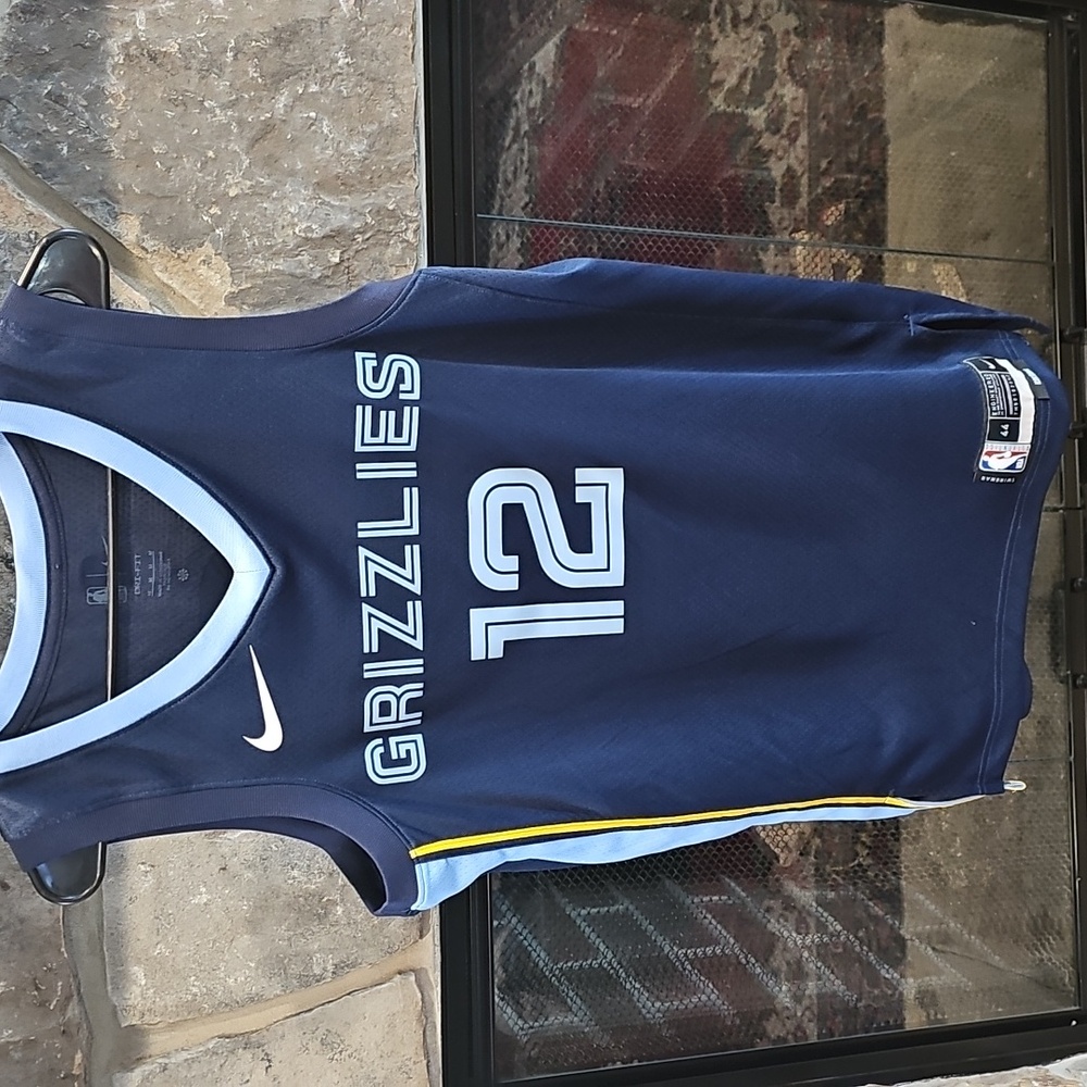 GUC Memphis Grizzlies Morant 12 Size M